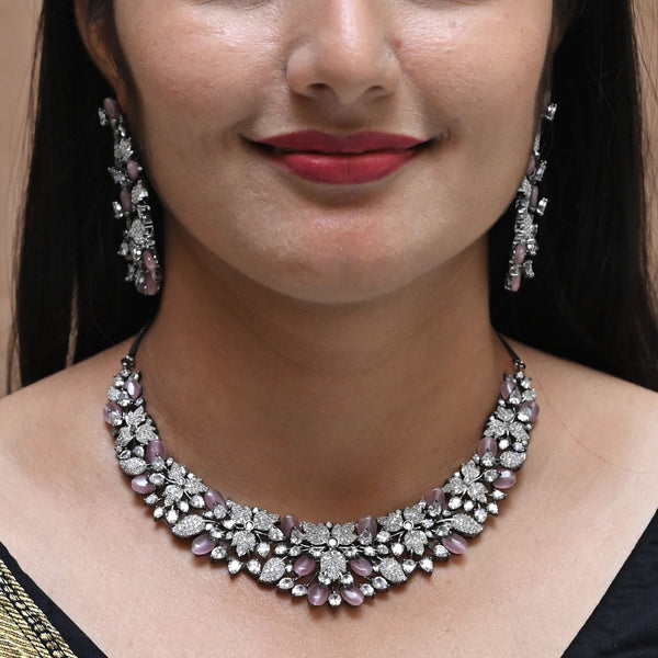 Mehraab-e-Gul Jadau Necklace Set